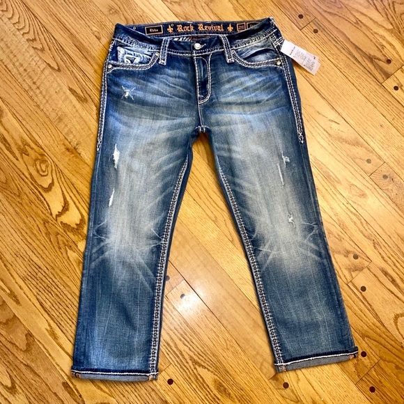 NWT ROCK REVIVAL EBBA EASY CROP JEANS - Picture 3 of 15